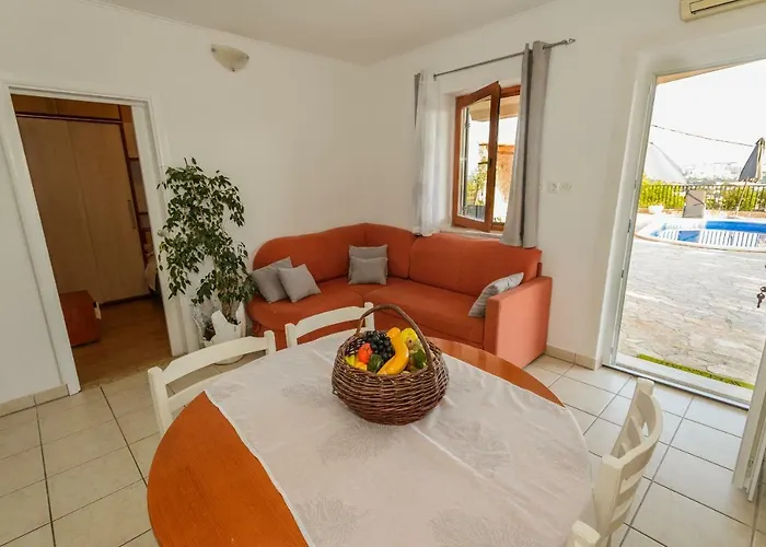 Villa Salona Solin